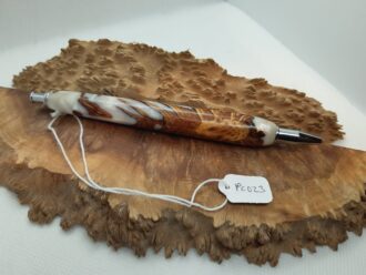 Pine Cone & Resin Pen, in White Pearl PC023