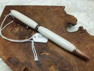 White Granite effect Corian Pen B151